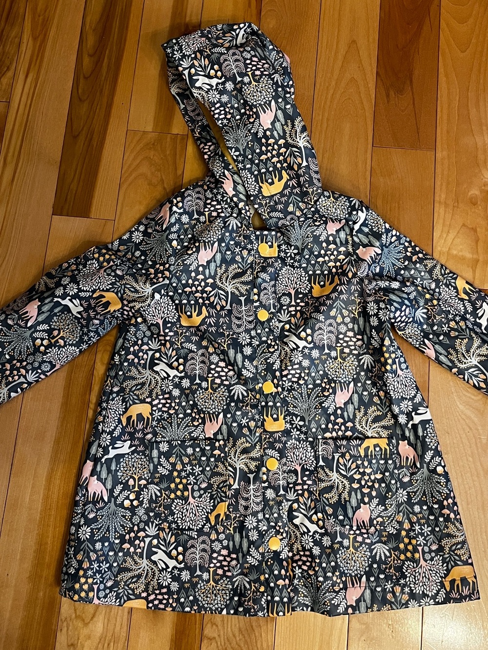 Girls raincoat size 5/6